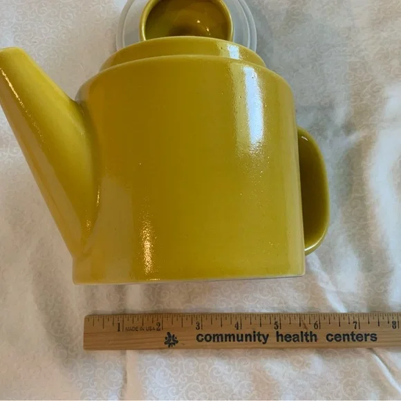 Sankai Common Teapot Pottery Stainless Steel Tea Strainer Yellow 33.8 fl oz.